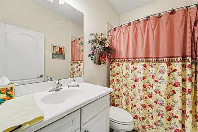 10202 Hyannisport Loop, San Antonio, FL 33576 - Photo 19