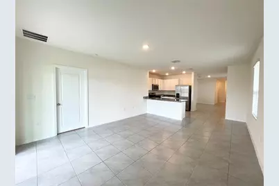 35759 Sunflower Hill Dr, Zephyrhills, FL 33541 - Photo 11