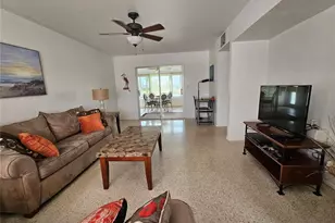 1703 Amhurst Cir, Sun City Center, FL 33573 - Photo 13