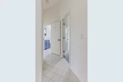 210 W Rexford Drive, Beverly Hills, FL 34465 - Photo 19