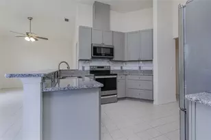 210 W Rexford Dr, Beverly Hills, FL 34465 - Photo 15