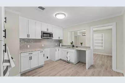 832 S Central Avenue, Lakeland, FL 33815 - Photo 9