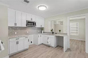 832 S Central Ave, Lakeland, FL 33815 - Photo 9