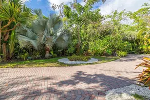 1821 Oak Creek Dr, Dunedin, FL 34698 - Photo 79