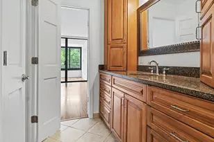 3211 W Swann Ave, Tampa, FL 33609 - Photo 15