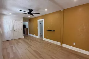905 Jones St, Clearwater, FL 33755 - Photo 9