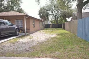 1903 E 23rd Ave, Tampa, FL 33605 - Photo 3
