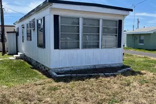 12674 Seminole Blvd, Largo, FL 33778 - Photo 1
