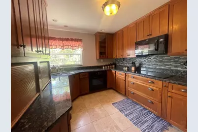 3030 W Helen Avenue, Tampa, FL 33611 - Photo 17