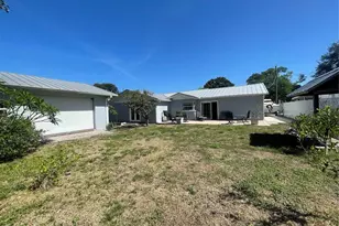 3030 W Helen Ave, Tampa, FL 33611 - Photo 9