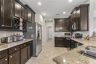 29255 Grass Bunker Dr, San Antonio, FL 33576 - Photo 3