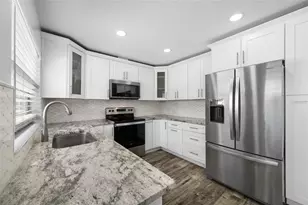 15816 Hound Horn Ln, Tampa, FL 33624 - Photo 11