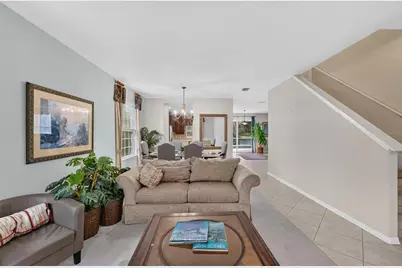 19128 Meadow Pine Drive, Tampa, FL 33647 - Photo 9