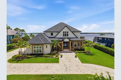 732 Shore Drive E, Oldsmar, FL 34677 - Photo 1