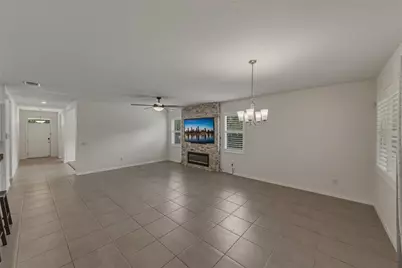 12322 Eastpointe Drive, Dade City, FL 33525 - Photo 13