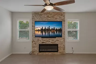 12322 Eastpointe Drive, Dade City, FL 33525 - Photo 11