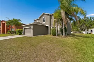 10620 Carloway Hills Dr, Wimauma, FL 33598 - Photo 3
