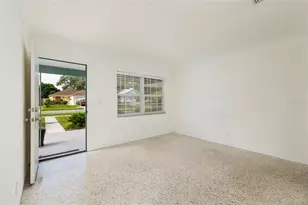 661 63rd Ave S, Saint Petersburg, FL 33705 - Photo 9