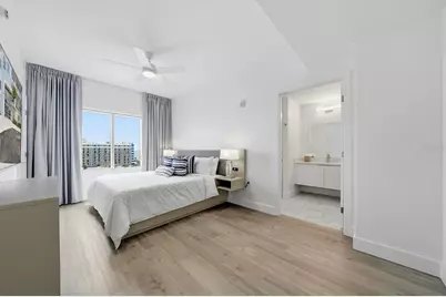 411 E Shore Drive #713, Clearwater Beach, FL 33767 - Photo 5