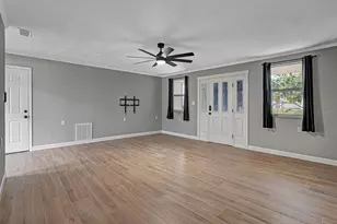 8310 Liman Dr, New Port Richey, FL 34653 - Photo 5