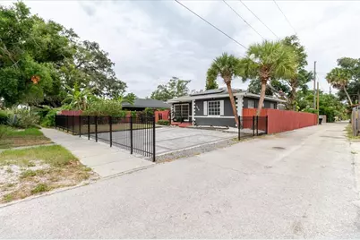 210 49th Street N, Saint Petersburg, FL 33710 - Photo 13