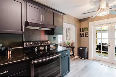 210 49th Street N, Saint Petersburg, FL 33710 - Photo 25
