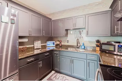 210 49th Street N, Saint Petersburg, FL 33710 - Photo 27
