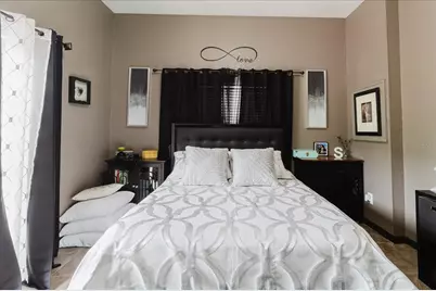 210 49th Street N, Saint Petersburg, FL 33710 - Photo 35