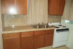 750 7th Ave N, Saint Petersburg, FL 33701 - Photo 5