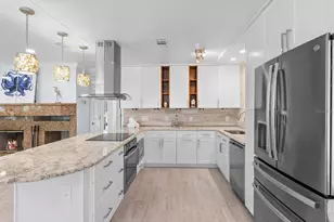 502 Florida Blvd, Crystal Beach, FL 34681 - Photo 11