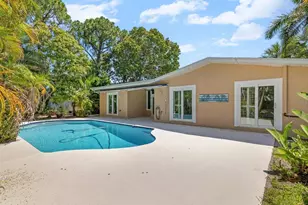 502 Florida Blvd, Crystal Beach, FL 34681 - Photo 31