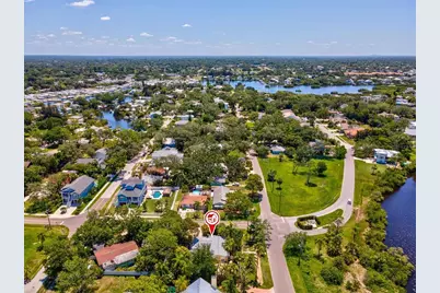 502 Florida Boulevard, Crystal Beach, FL 34681 - Photo 39