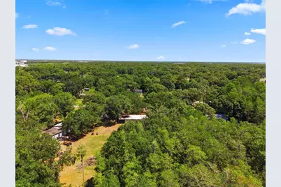 17214 Chinaberry Road, Lutz, FL 33558 - Photo 11