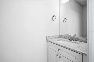 2411 W Fig St, Tampa, FL 33609 - Photo 5