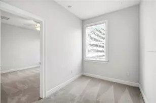 2411 W Fig St, Tampa, FL 33609 - Photo 11