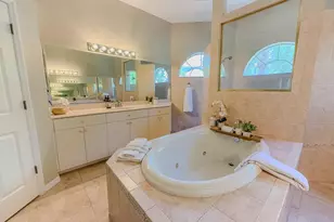 5852 Cachette De Riviera Ct, New Port Richey, FL 34655 - Photo 37