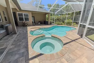 5852 Cachette De Riviera Ct, New Port Richey, FL 34655 - Photo 3
