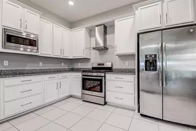 30932 Lindentree Drive, Wesley Chapel, FL 33543 - Photo 21