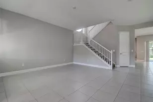 30932 Lindentree Dr, Wesley Chapel, FL 33543 - Photo 9