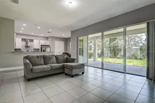 30932 Lindentree Dr, Wesley Chapel, FL 33543 - Photo 17
