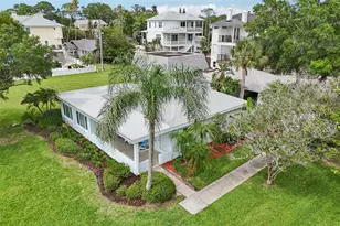 610 Indiana Ave, Crystal Beach, FL 34681 - Photo 47