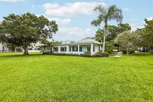 610 Indiana Ave, Crystal Beach, FL 34681 - Photo 3