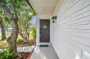 6551 S West Shore Circle, Tampa, FL 33616 - Photo 3