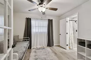 6551 S West Shore Circle, Tampa, FL 33616 - Photo 25