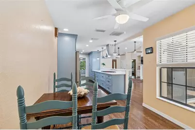 538 Oleander Way S, Saint Petersburg, FL 33707 - Photo 25