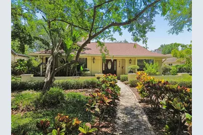 538 Oleander Way S, Saint Petersburg, FL 33707 - Photo 5