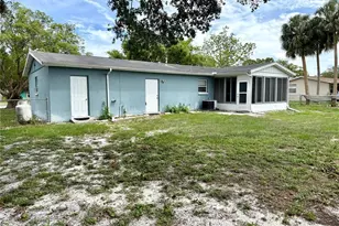 9129 Sewell Ln, Spring Hill, FL 34608 - Photo 7