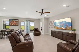 33508 Darley Dl Trl, Wesley Chapel, FL 33545 - Photo 13