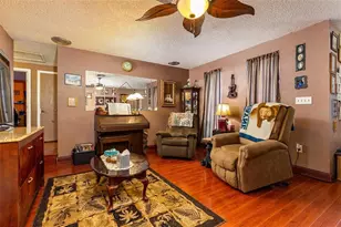 12095 102nd Ave, Seminole, FL 33778 - Photo 3