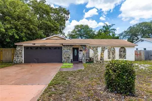 12095 102nd Ave, Seminole, FL 33778 - Photo 1